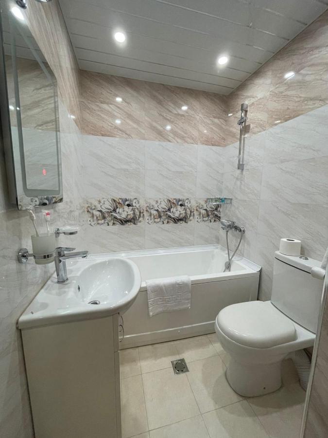Anga Yerevan Hotel 外观 照片