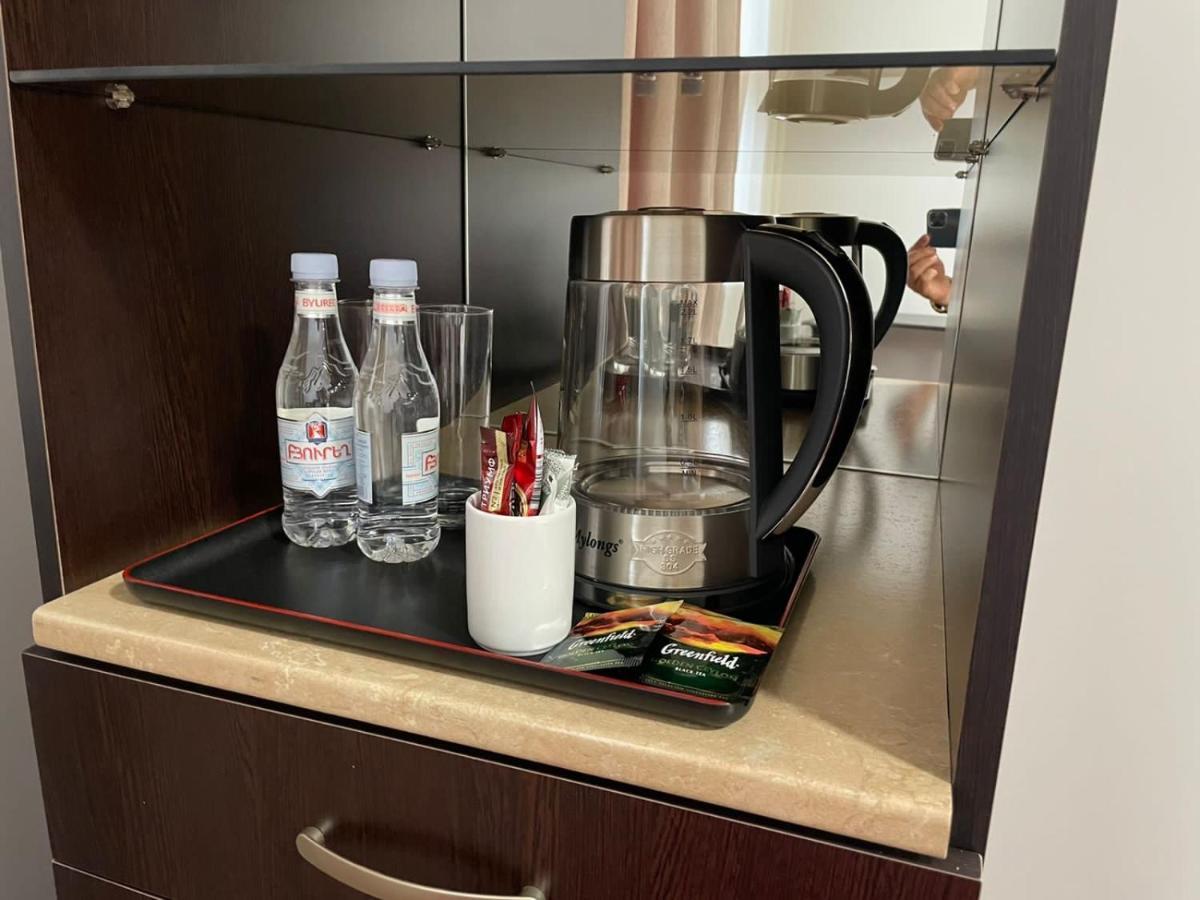 Anga Yerevan Hotel 外观 照片